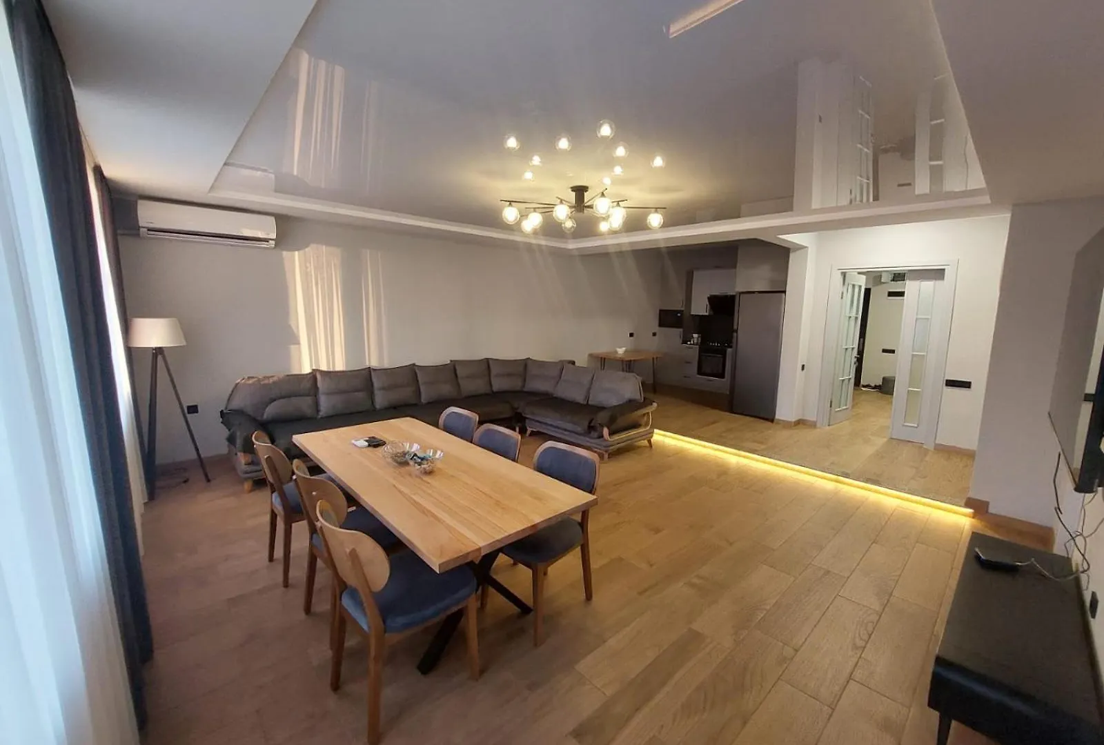 Apartment For Rent In The Center Of Batumi 0*,